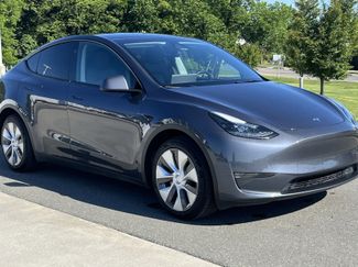 Used 2023 Tesla Model Y Long Range AWD/4WD video 1