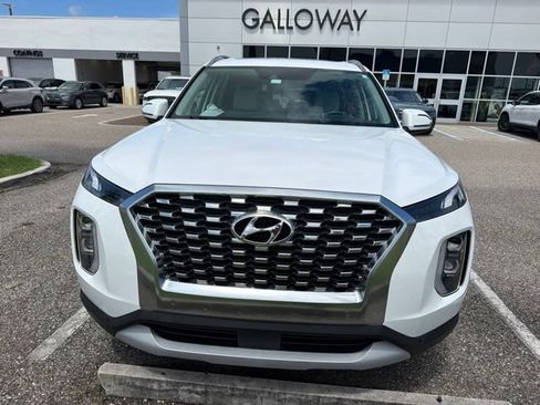 Used 2020 Hyundai Palisade SEL FWD image 2