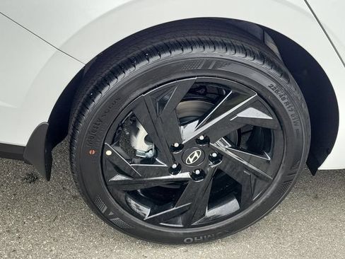New 2026 Hyundai Elantra Sport FWD image 28