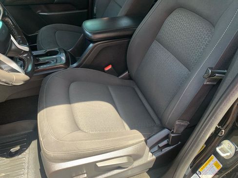 Used 2017 GMC Canyon SLE w/ SLE Convenience Package AWD/4WD image 24