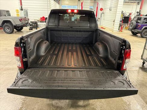 Certified 2024 RAM 2500 Big Horn w/ Night Edition AWD/4WD image 27