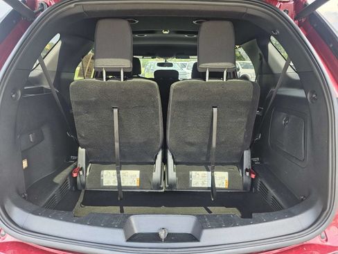 Used 2019 Ford Explorer XLT w/ Equipment Group 201A FWD image 14
