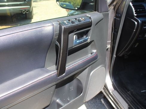 Used 2019 Toyota 4Runner TRD Off-Road Premium image 21