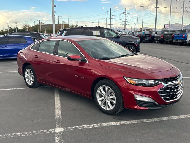 Certified 2025 Chevrolet Malibu LT FWD image 9