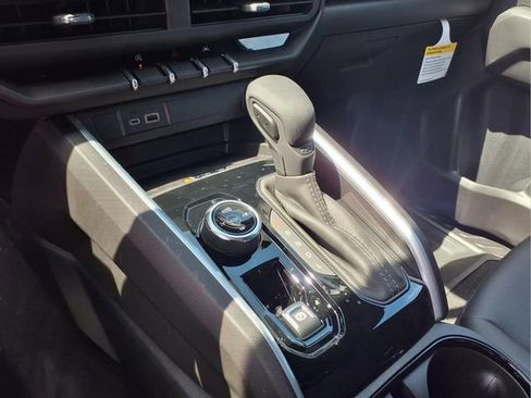 New 2026 Chevrolet Colorado Trail Boss AWD/4WD image 19