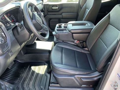 Used 2023 GMC Sierra 1500 Pro w/ Pro Value Package RWD image 17