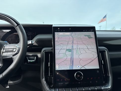 New 2026 GMC Yukon Elevation w/ Elevation Premium Package image 25
