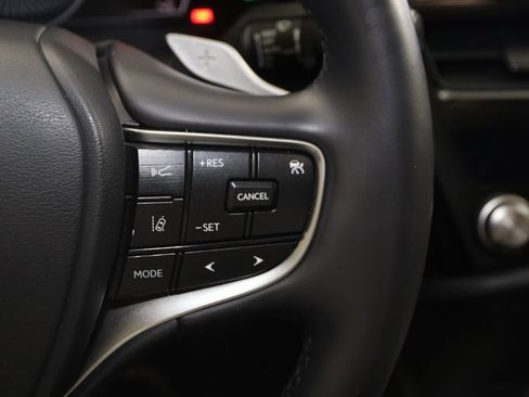 Used 2023 Lexus ES 300h w/ Premium Package image 35