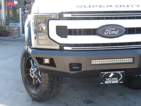 Used 2020 Ford F250 XLT w/ XLT Value Package AWD/4WD image 3