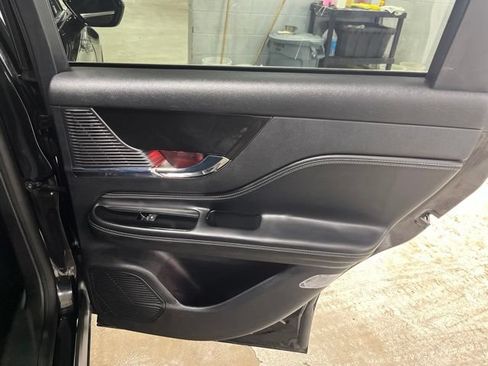 Certified 2022 Lincoln Corsair AWD w/ Premium Package image 52