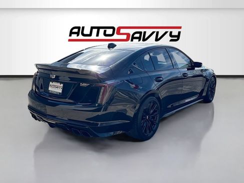 Used 2024 Cadillac CT5 V Blackwing w/ Carbon Fiber Package 2 RWD image 7
