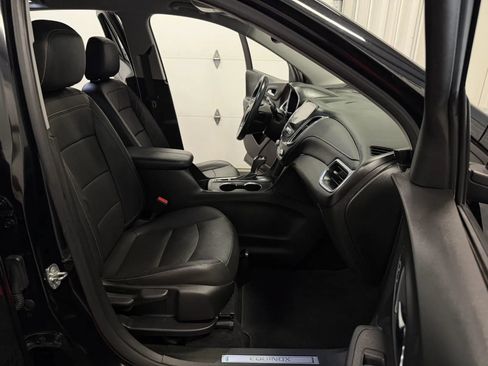 Used 2020 Chevrolet Equinox Premier w/ Premier Redline Edition FWD image 44