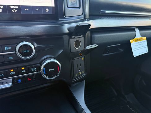 Used 2026 Ford F350 Lariat AWD/4WD image 27