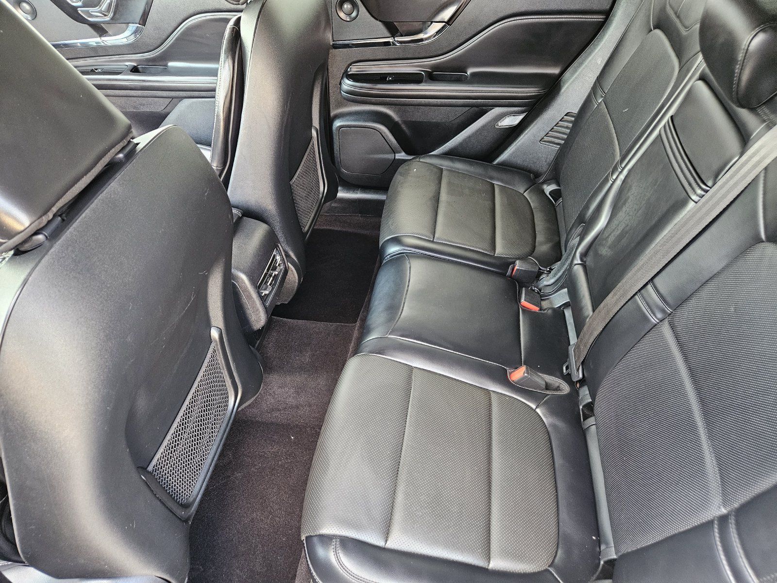 Used 2021 Lincoln Corsair Reserve FWD image 33