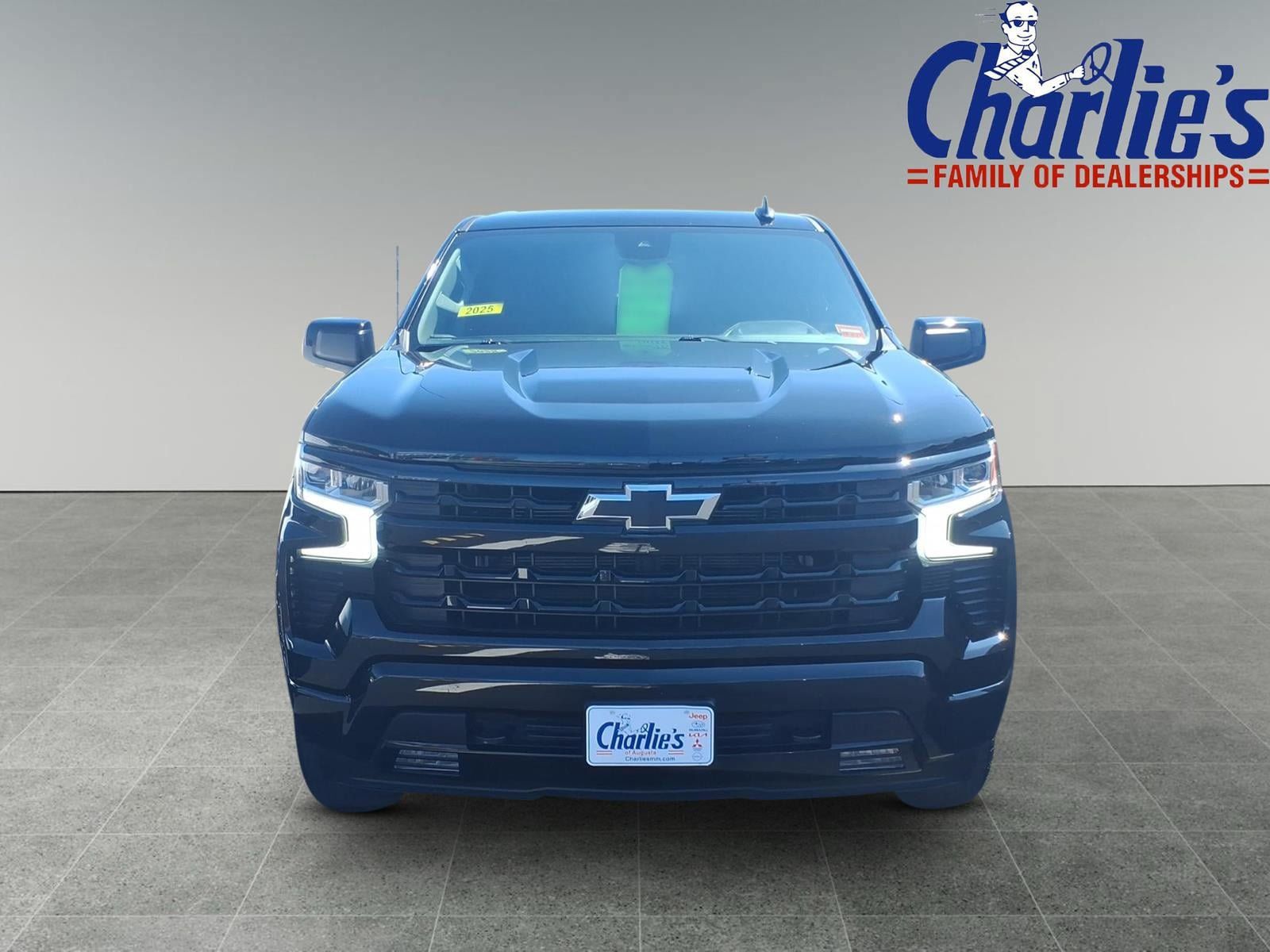 Used 2025 Chevrolet Silverado 1500 RST w/ Z71 Off-Road Package AWD/4WD image 2