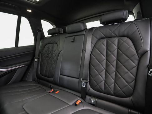 Certified 2023 BMW X5 xDrive40i w/ M Sport Package image 23