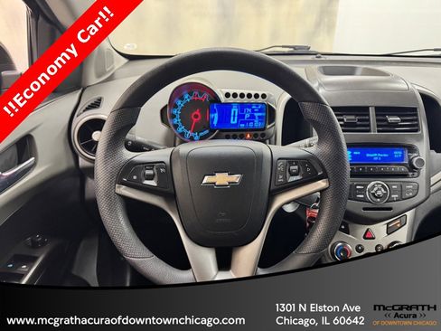Used 2013 Chevrolet Sonic LT image 18