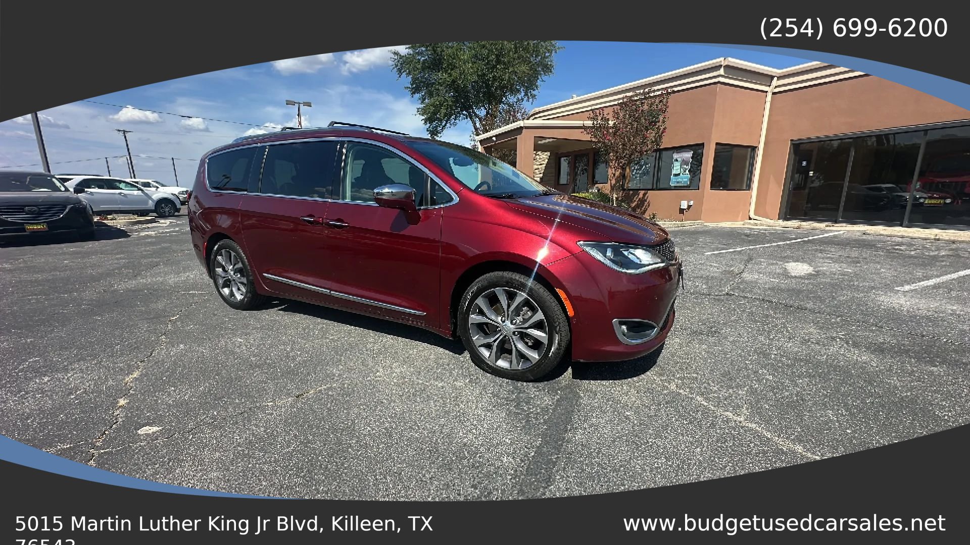 Used 2018 Chrysler Pacifica Limited w/ Tire & Wheel Group FWD image 8