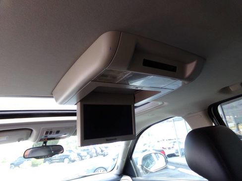 Used 2013 GMC Yukon XL Denali image 11