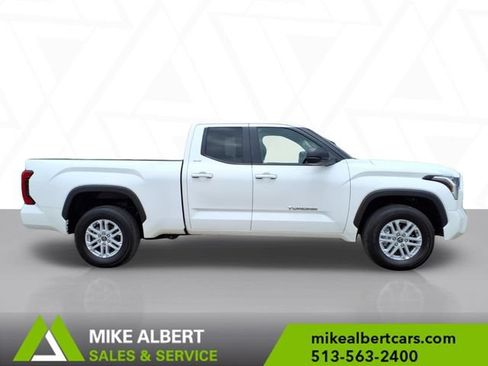 Used 2024 Toyota Tundra SR5 w/ SR5 Premium Package AWD/4WD image 8