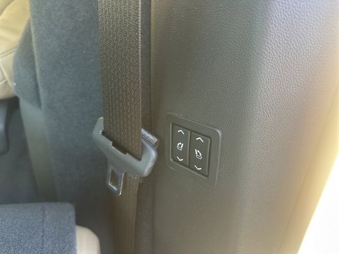 Used 2023 Cadillac XT6 Premium Luxury w/ Platinum Package image 34