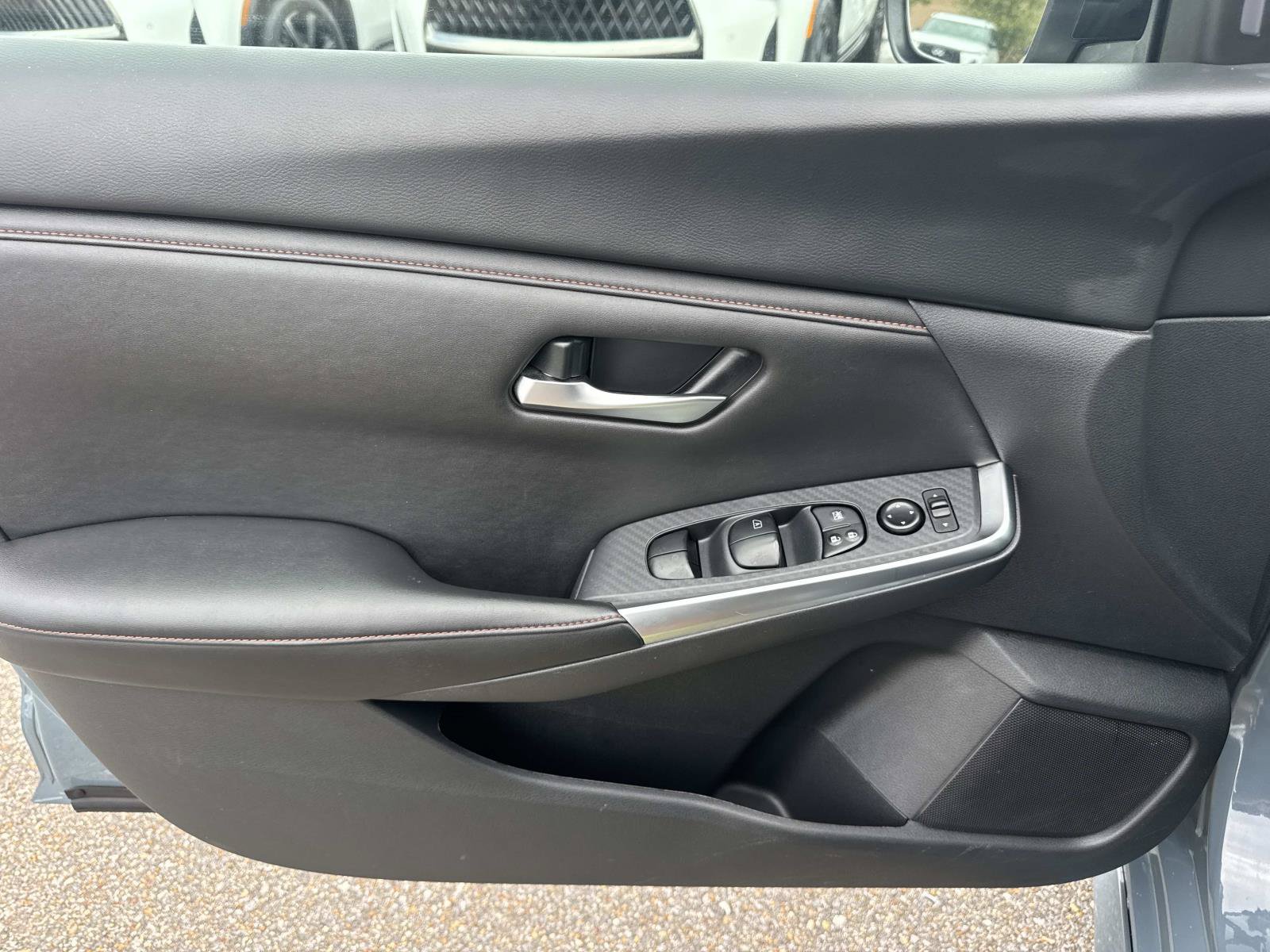 Used 2025 Nissan Sentra SR FWD image 20