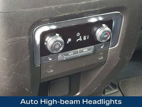 Used 2025 GMC Yukon Denali AWD/4WD image 19