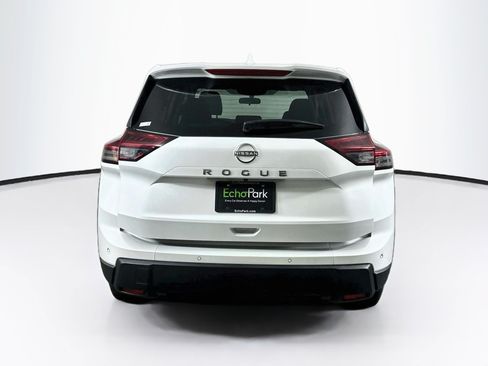 Used 2025 Nissan Rogue SV FWD image 7
