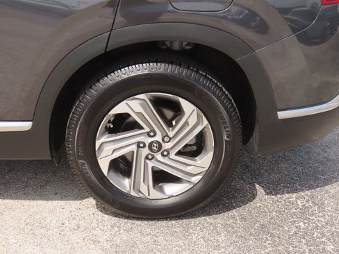Used 2021 Hyundai Santa Fe SEL w/ Convenience + Premium Package FWD image 17