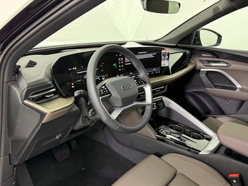 New 2025 Audi Q5 Premium Plus image 4