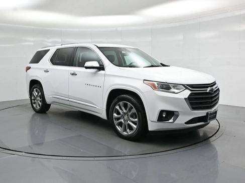 Used 2018 Chevrolet Traverse Premier w/ Driver Confidence II Package FWD image 56
