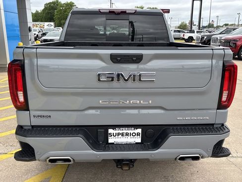 Used 2024 GMC Sierra 1500 Denali Ultimate AWD/4WD image 4