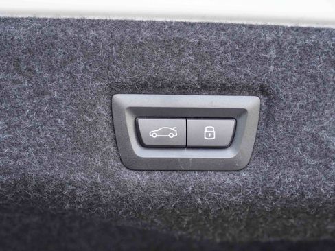 Certified 2025 BMW 530i xDrive image 38