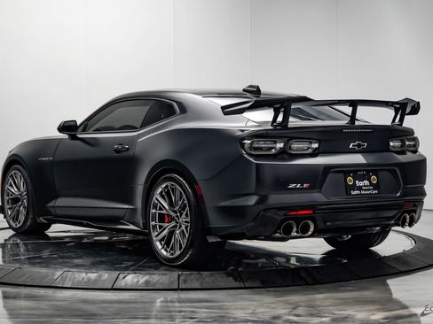 Used 2024 Chevrolet Camaro ZL1 RWD image 11