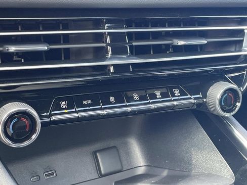 New 2026 Chevrolet Traverse RS image 26