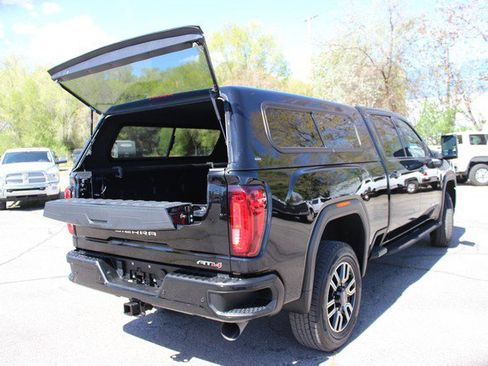 Used 2022 GMC Sierra 2500 AT4 w/ AT4 Preferred Package image 14
