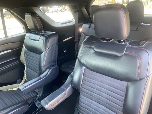 Certified 2026 Ford Explorer ST-Line AWD/4WD image 29