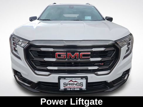 Used 2023 GMC Terrain AT4 w/ Tech Package AWD/4WD image 9