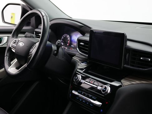 Used 2021 Ford Explorer Limited RWD image 46