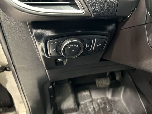 Used 2017 Lincoln MKX Reserve w/ Driver Assistance Package image 12