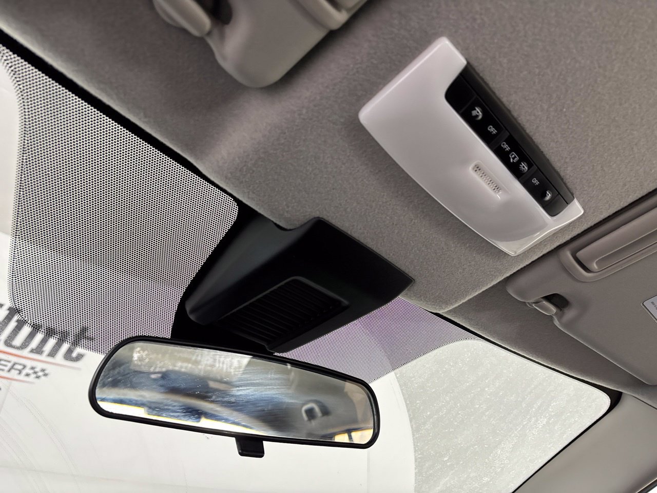 Used 2021 Nissan Kicks S FWD image 19