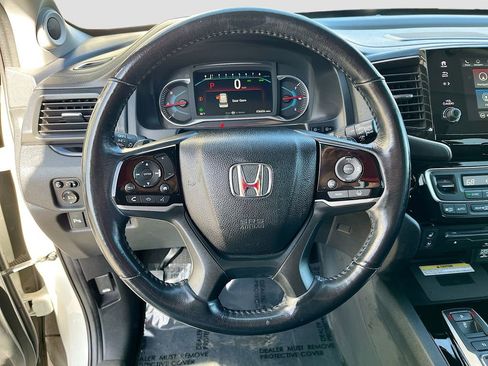 Used 2020 Honda Pilot Elite image 11