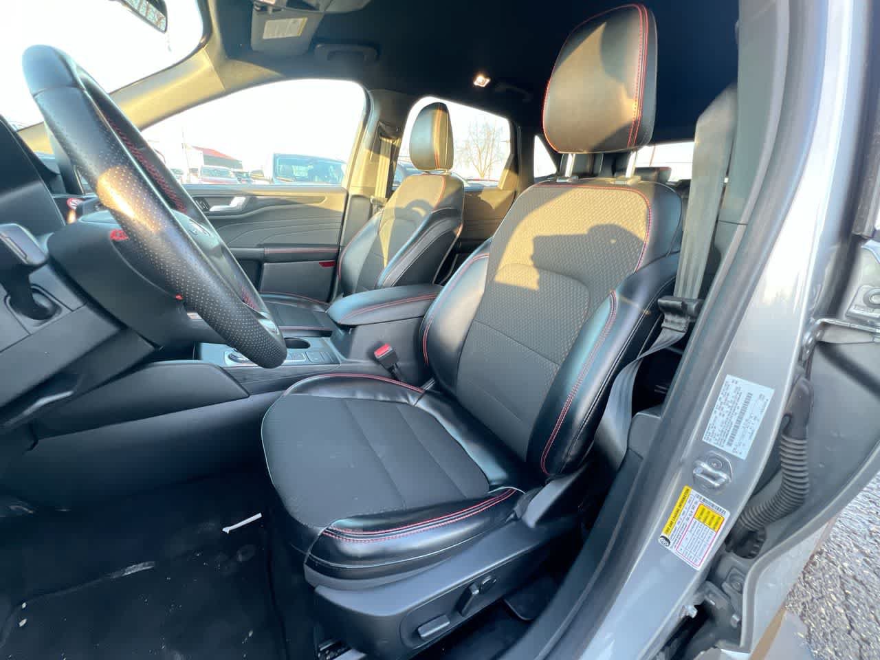 Used 2024 Ford Escape ST-Line AWD/4WD image 11