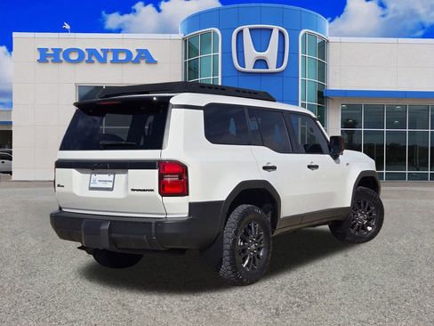 Used 2025 Toyota Land Cruiser 1958 image 3