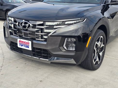 Used 2024 Hyundai Santa Cruz Limited image 8