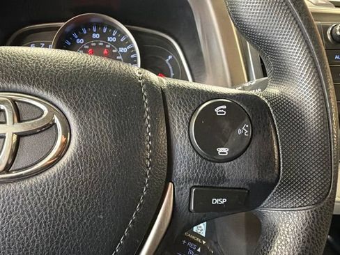Used 2015 Toyota RAV4 LE FWD image 17