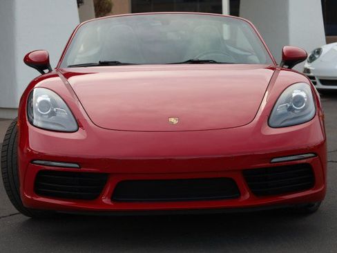 Used 2017 Porsche 718 Boxster S RWD image 7