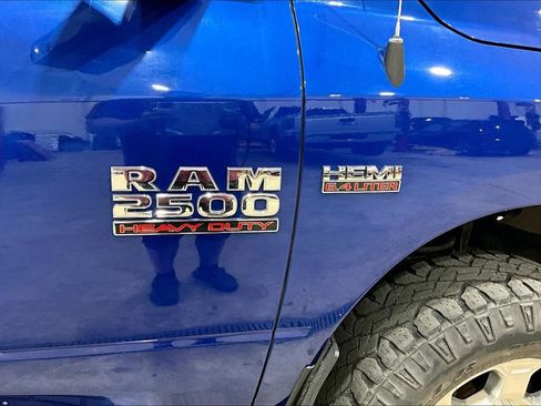 Used 2016 RAM 2500 Tradesman w/ Chrome Appearance Group AWD/4WD image 8