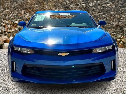 Used 2018 Chevrolet Camaro LT image 3