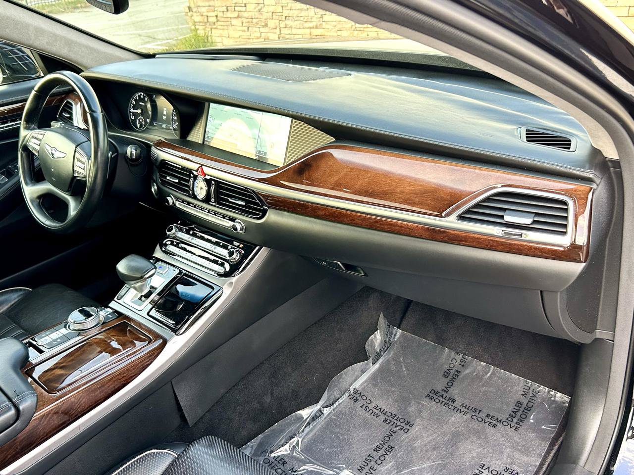 Used 2017 Genesis G90 5.0 Ultimate AWD/4WD image 20